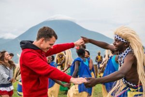 4 Days Rwanda Wildlife and Gorilla Trekking Safari
